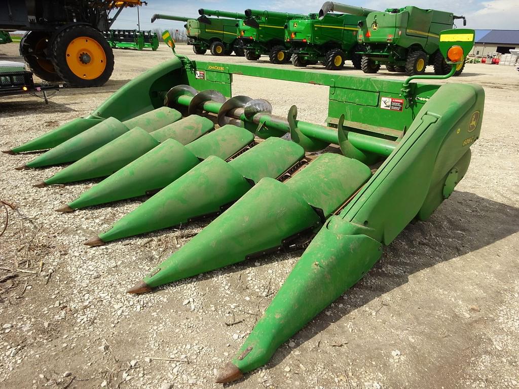 Image of John Deere 606C Primary image