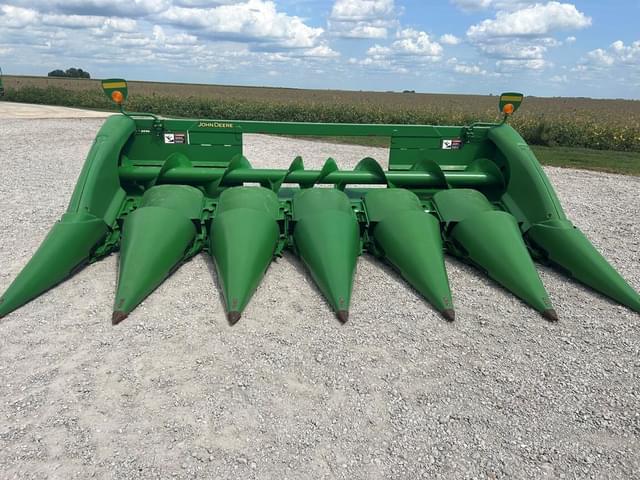 Image of John Deere 606C equipment image 2
