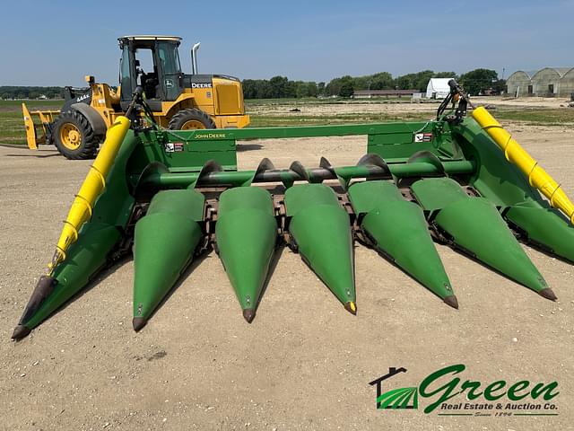 Image of John Deere 606C equipment image 1