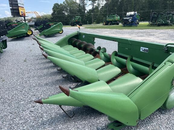 Image of John Deere 608C equipment image 1