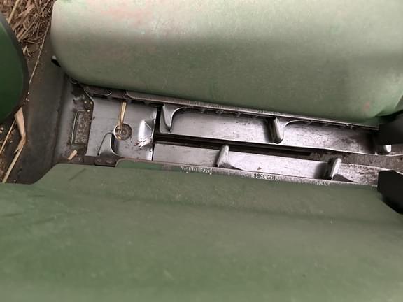 Image of John Deere 608C equipment image 4