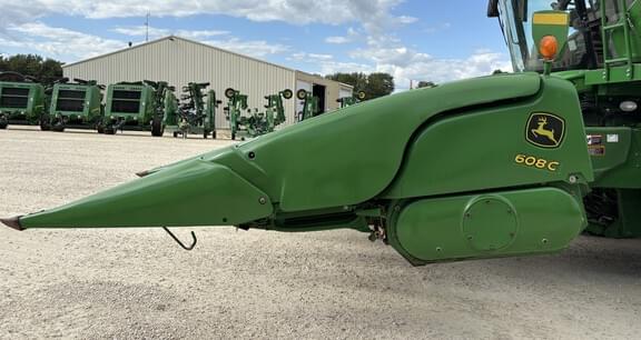 Image of John Deere 608C equipment image 4