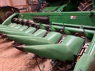 2009 John Deere 608C Equipment Image0