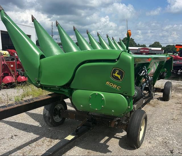 Image of John Deere 608C equipment image 1