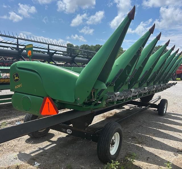 Image of John Deere 608C equipment image 4