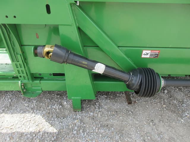 Image of John Deere 608C equipment image 2
