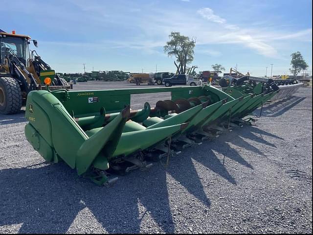 Image of John Deere 608C equipment image 1