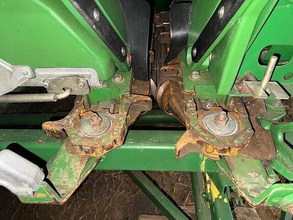 Image of John Deere 608C equipment image 1