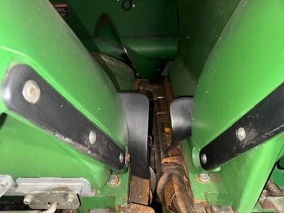 Image of John Deere 608C equipment image 3