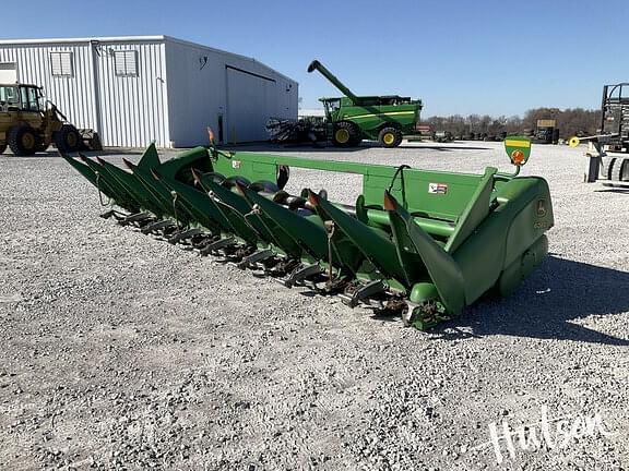 Image of John Deere 608C equipment image 3