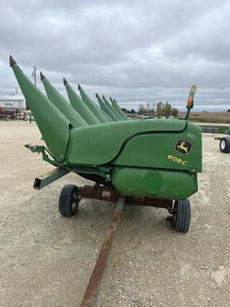 Image of John Deere 608C equipment image 1