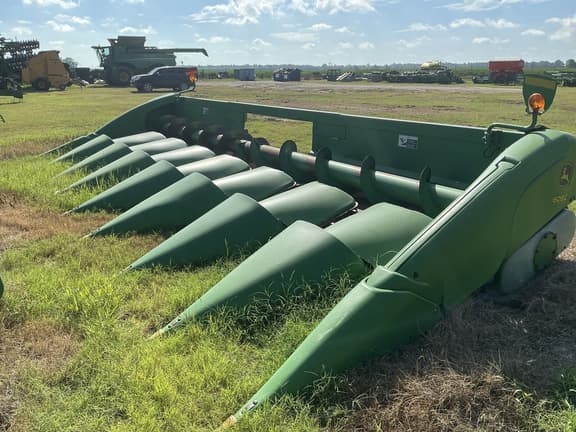 Image of John Deere 608C equipment image 1