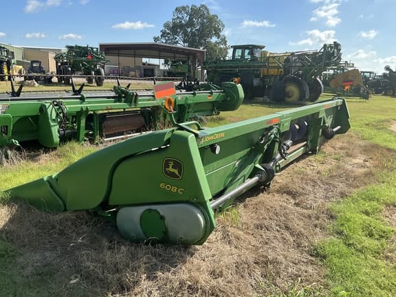 Image of John Deere 608C equipment image 3