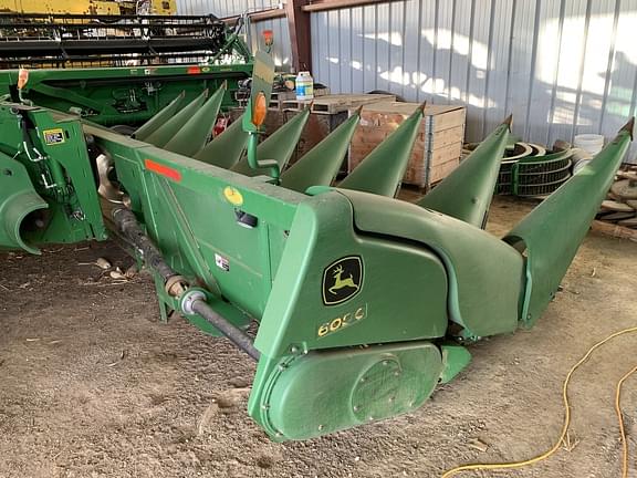 Image of John Deere 608C equipment image 2