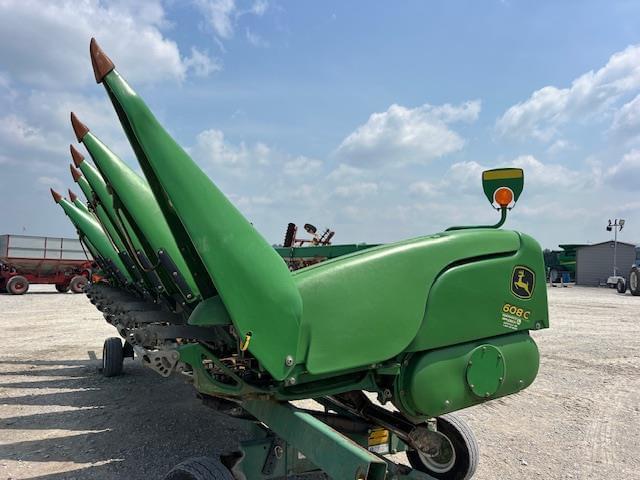 Image of John Deere 608C equipment image 1