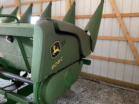 Image of John Deere 608C equipment image 3