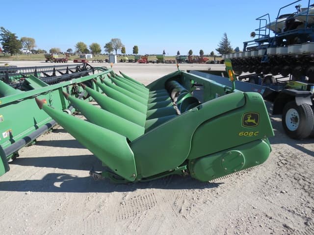 Image of John Deere 608C equipment image 1