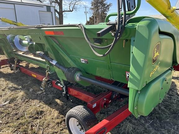 Image of John Deere 608C equipment image 4