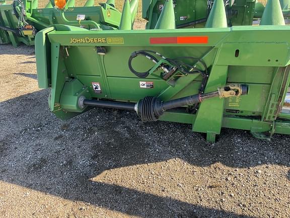 Image of John Deere 608C equipment image 3