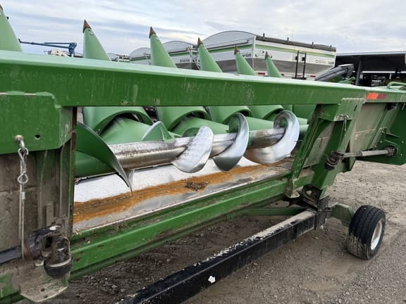 Image of John Deere 608C equipment image 4