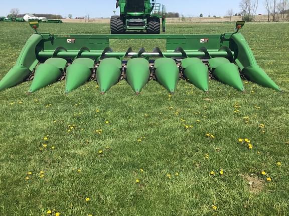 Image of John Deere 608C equipment image 4