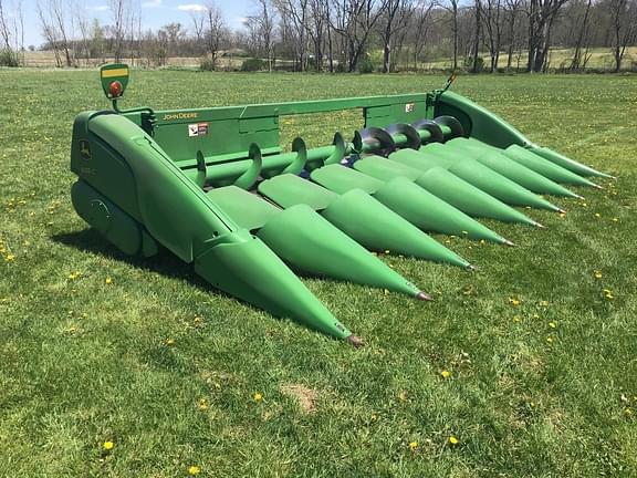 Image of John Deere 608C equipment image 3
