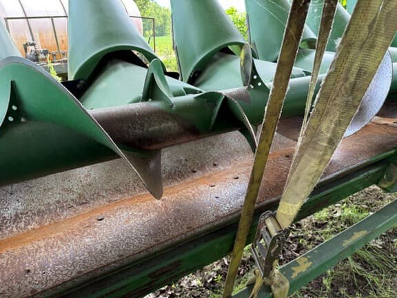 Image of John Deere 608C equipment image 4