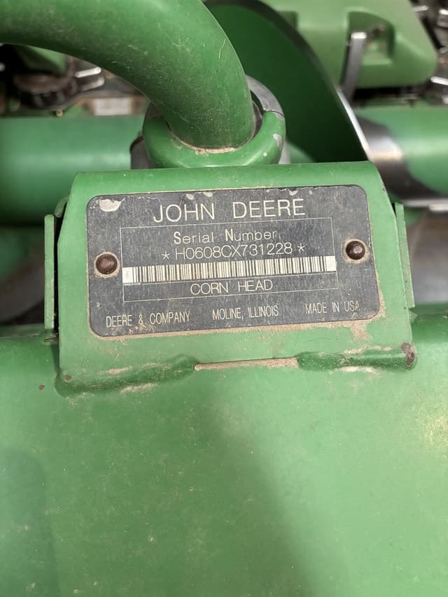 Image of John Deere 608C equipment image 2