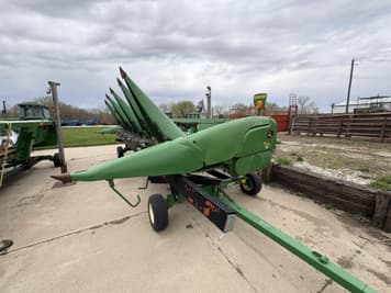 Main image John Deere 608C