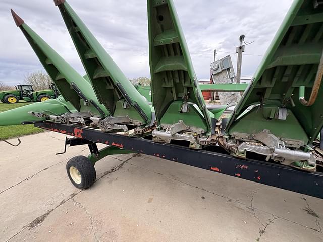 Image of John Deere 608C equipment image 3