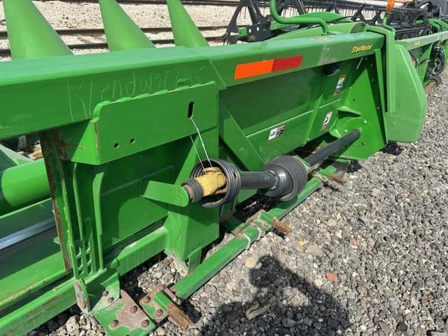 Image of John Deere 608C equipment image 4