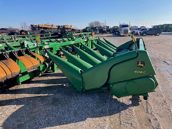 Image of John Deere 608C equipment image 1