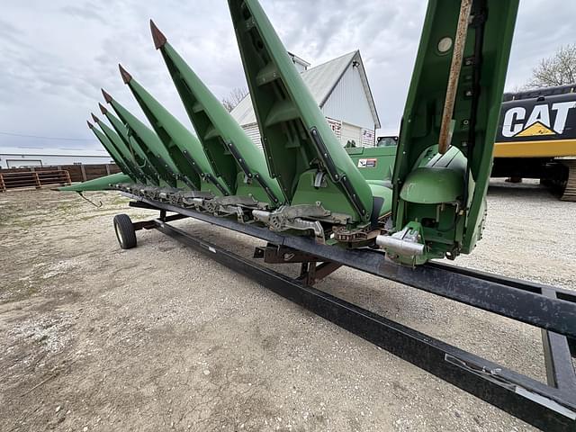 Image of John Deere 608C equipment image 1