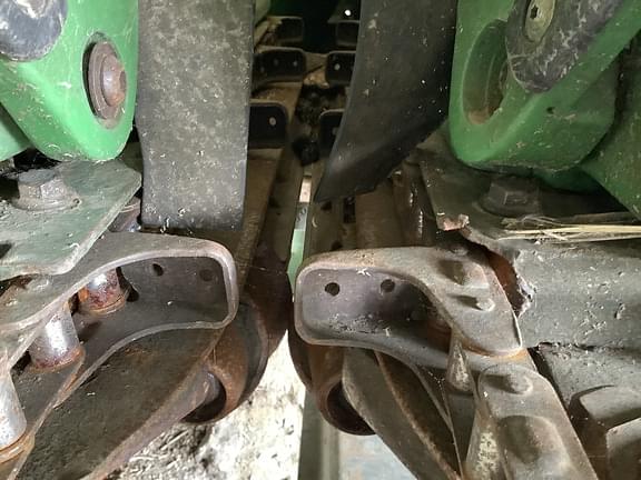 Image of John Deere 608C equipment image 3