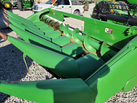 Main image John Deere 608C