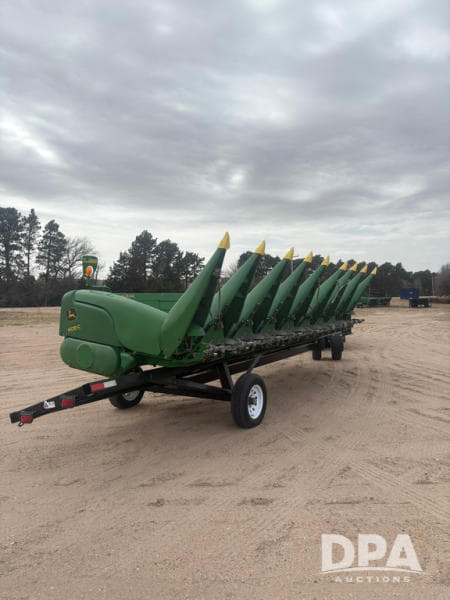 Image of John Deere 608C Primary image