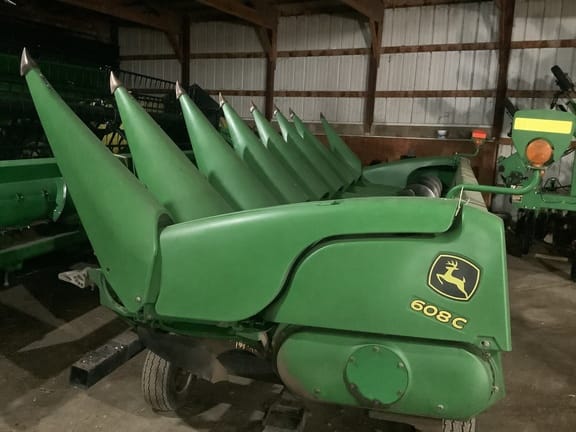 Main image John Deere 608C