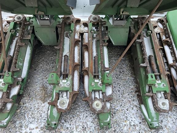 Image of John Deere 608C equipment image 4