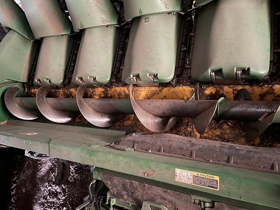 Image of John Deere 608C equipment image 4
