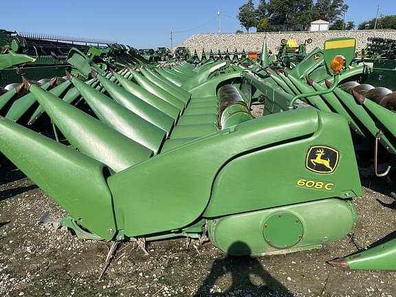 Image of John Deere 608C equipment image 4