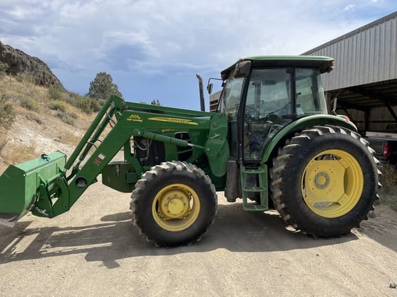 Main image John Deere 6100D