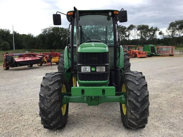 Image of John Deere 6100D equipment image 4