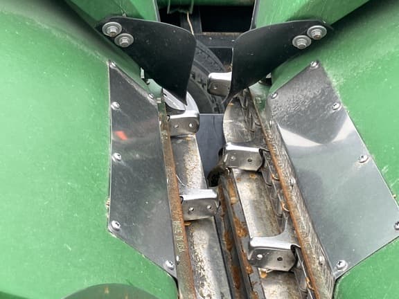 Image of John Deere 612C equipment image 4