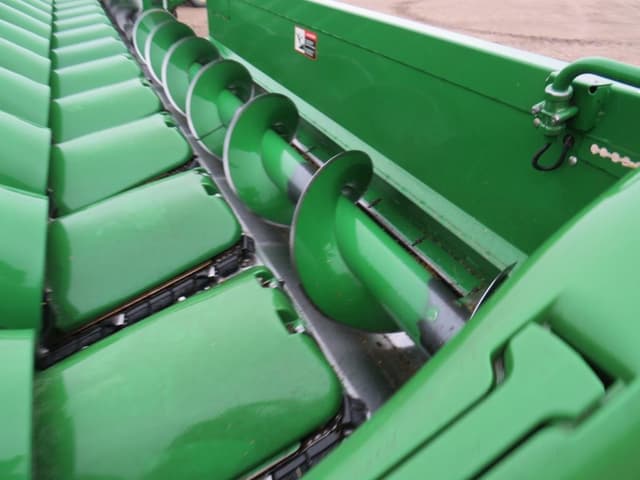 Image of John Deere 612C equipment image 2
