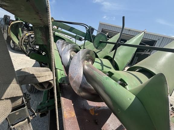 Image of John Deere 612C equipment image 2
