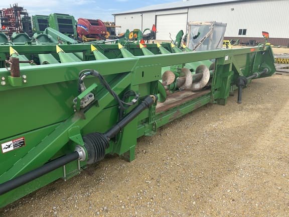 Image of John Deere 612C equipment image 4