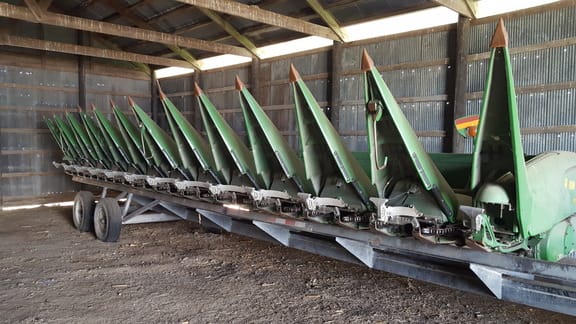 Main image John Deere 612C