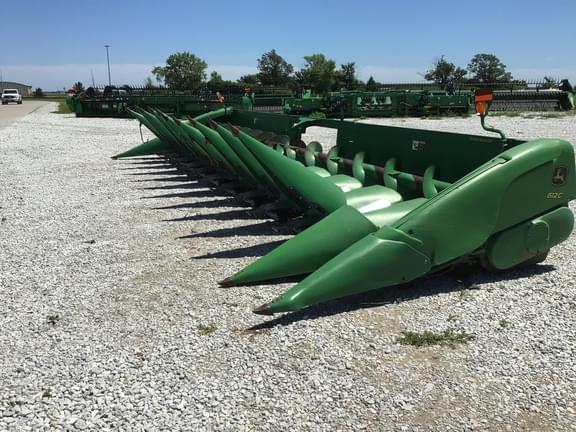 Image of John Deere 612C Primary image
