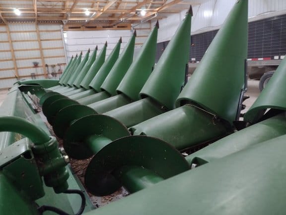 Main image John Deere 612C