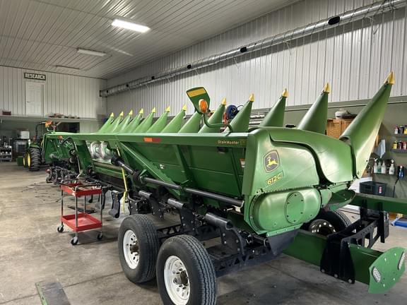 Image of John Deere 612C equipment image 1